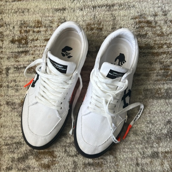 - Off White Volc Low White & Black Arrow (42) - Picture 4 of 15